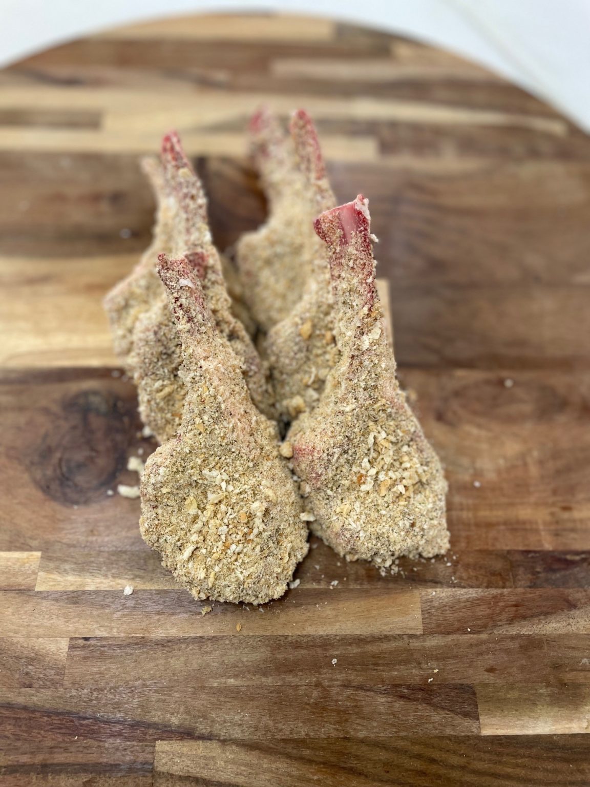 Crumbed lamb cutlets - The Meat Barn Warrnambool